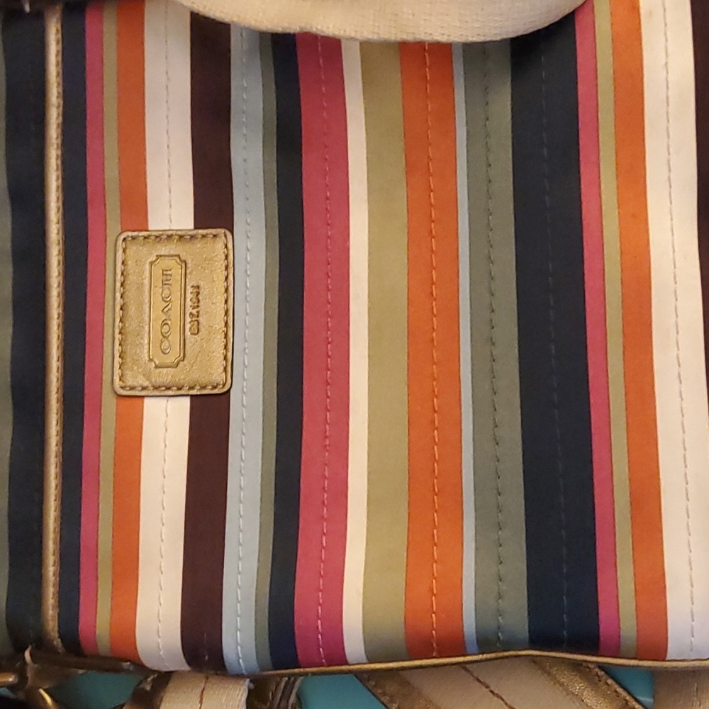 Coach bundle - Picture 4 of 6